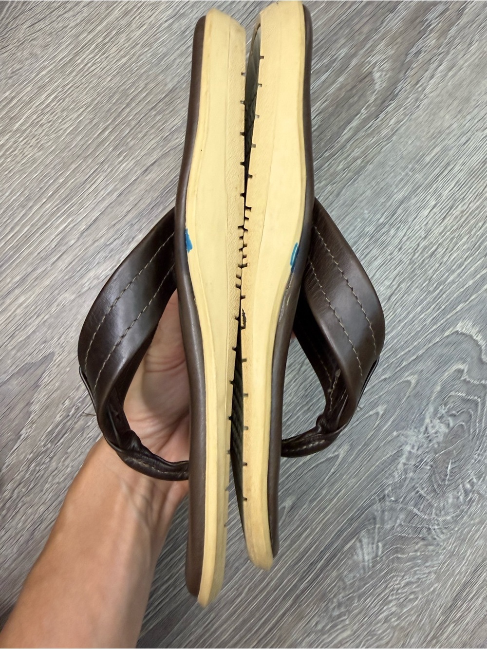 Island Slipper Classic Leather Flip Flop Sandals M6/W7 - Picture 7 of 9